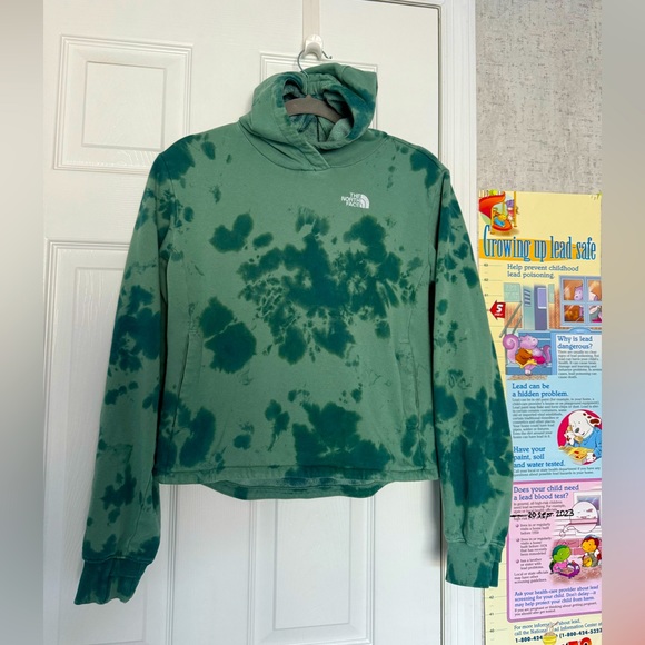 The North Face girls youth hoodie Large 14-16 green tie dye cotton cropped - Picture 1 of 8